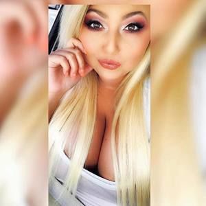 Meet your Posher, Amelia